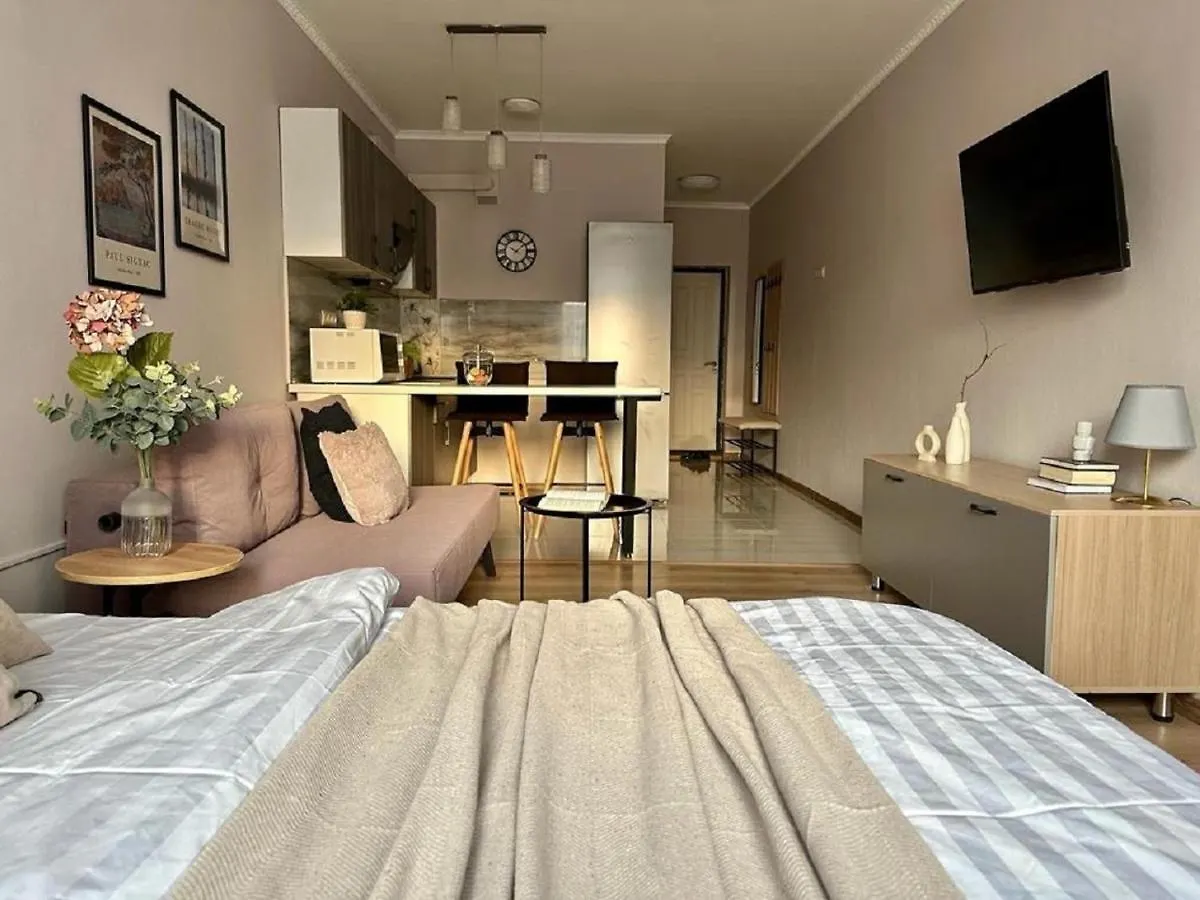 Apartment Студия Меренга В Центре Алматы